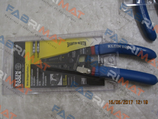 11057 (1x3)  Klein Tools